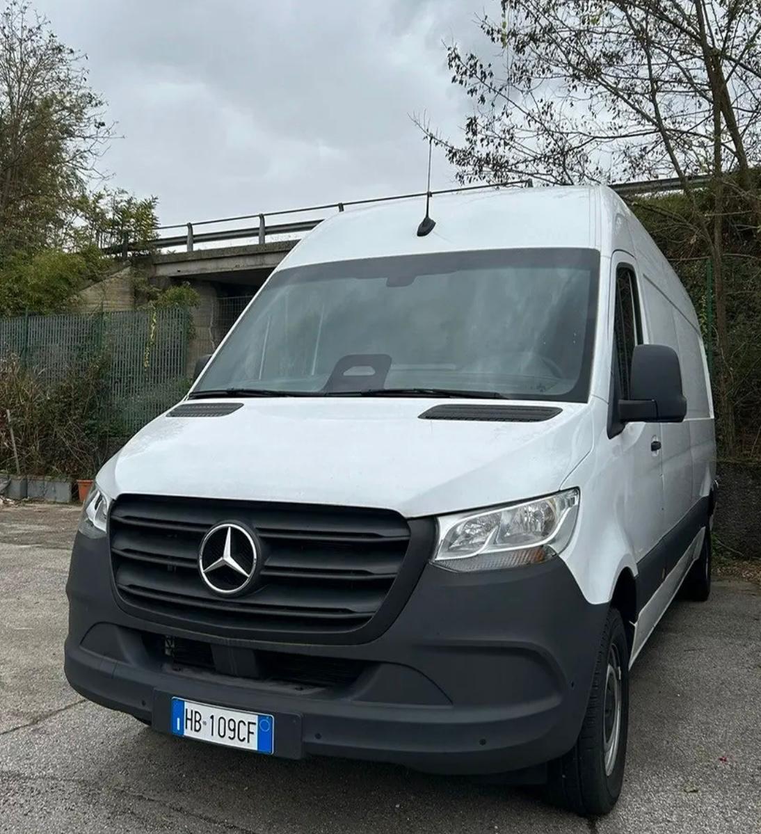 Mercedes-Benz Sprinter